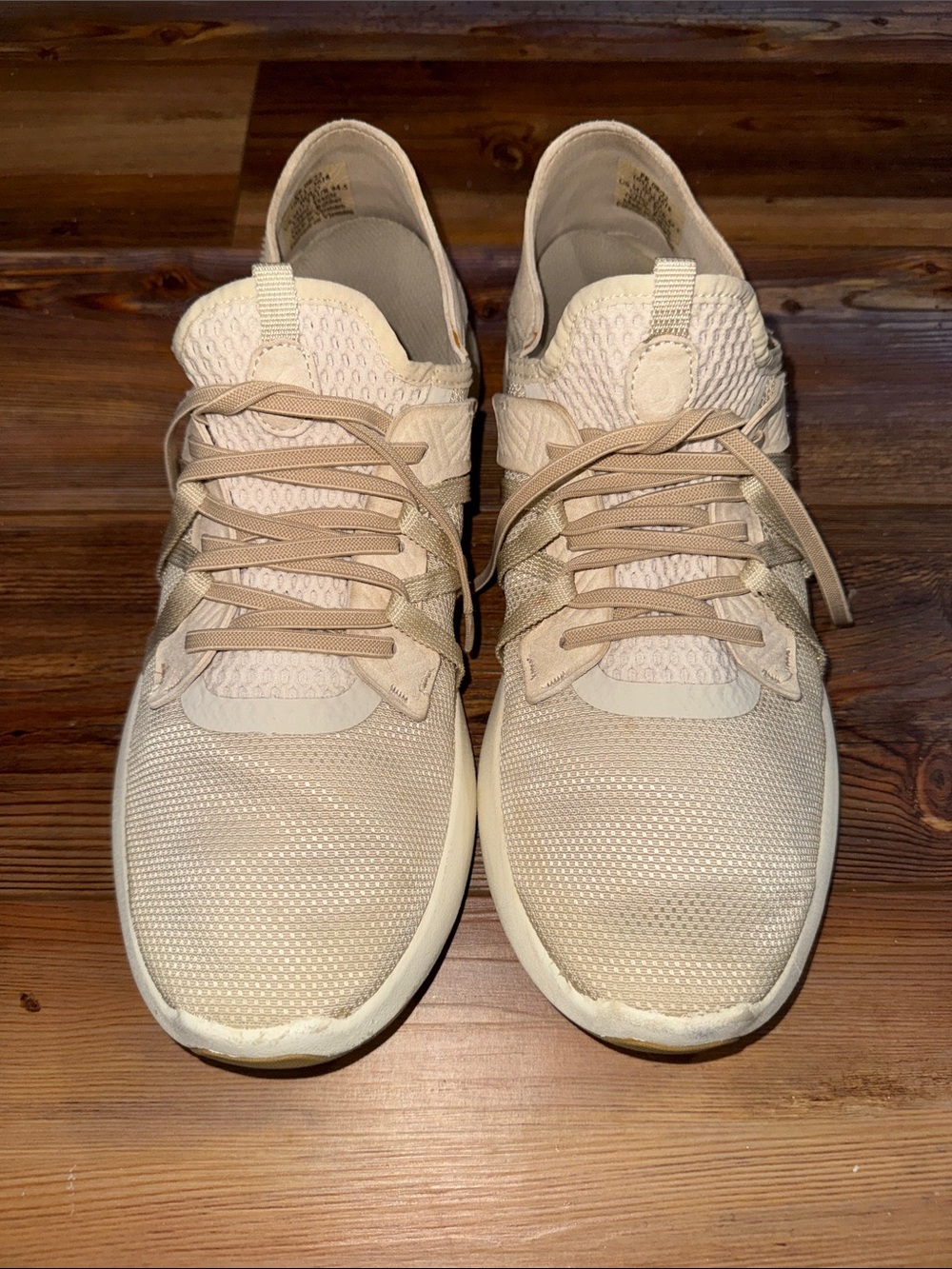 OluKai Holo Men’s Sneakers Size 11.5 Beige Tan Lightweight Casual Shoes